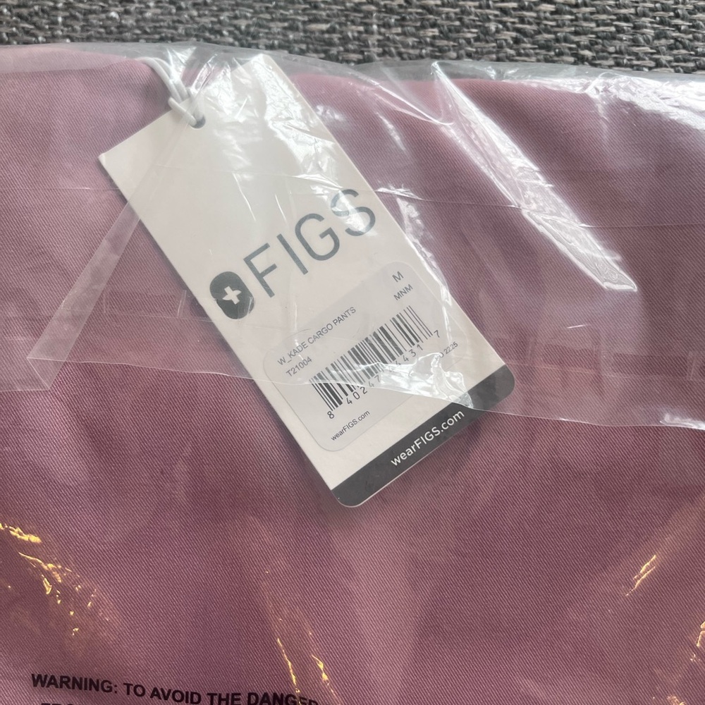 Figs Mineral Mauve Medium Kade Cargo Scrub Pants with Mint Drawstring NWT - Picture 3 of 3